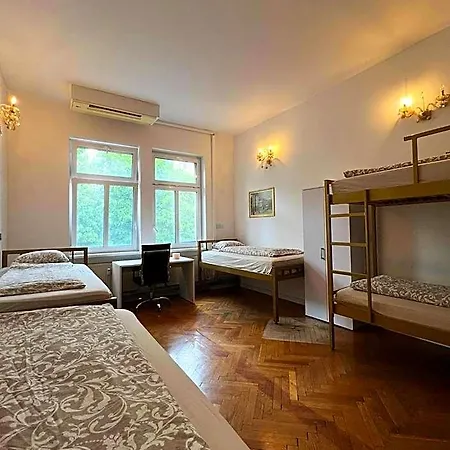 Miklosiceva